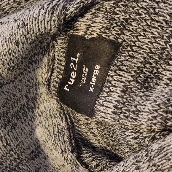 Grey cardigan - Picture 2 of 3